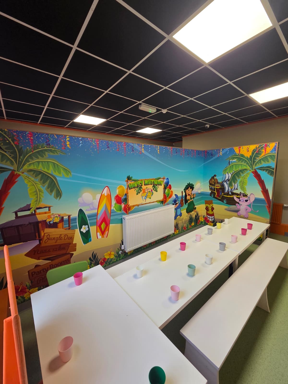 Lilo & Stitch party room